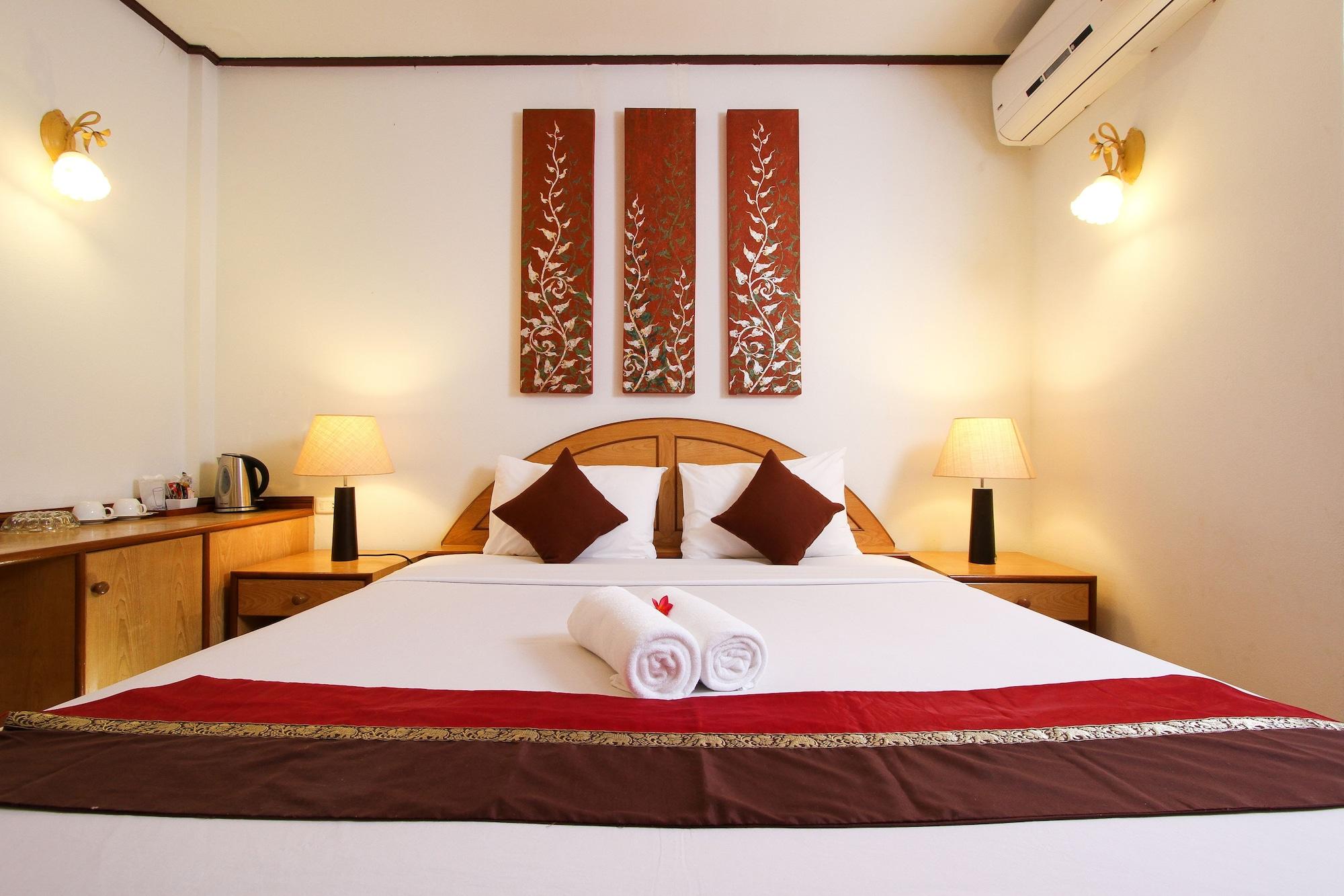 Eden Resort & Villas Phuket Patong Exterior foto
