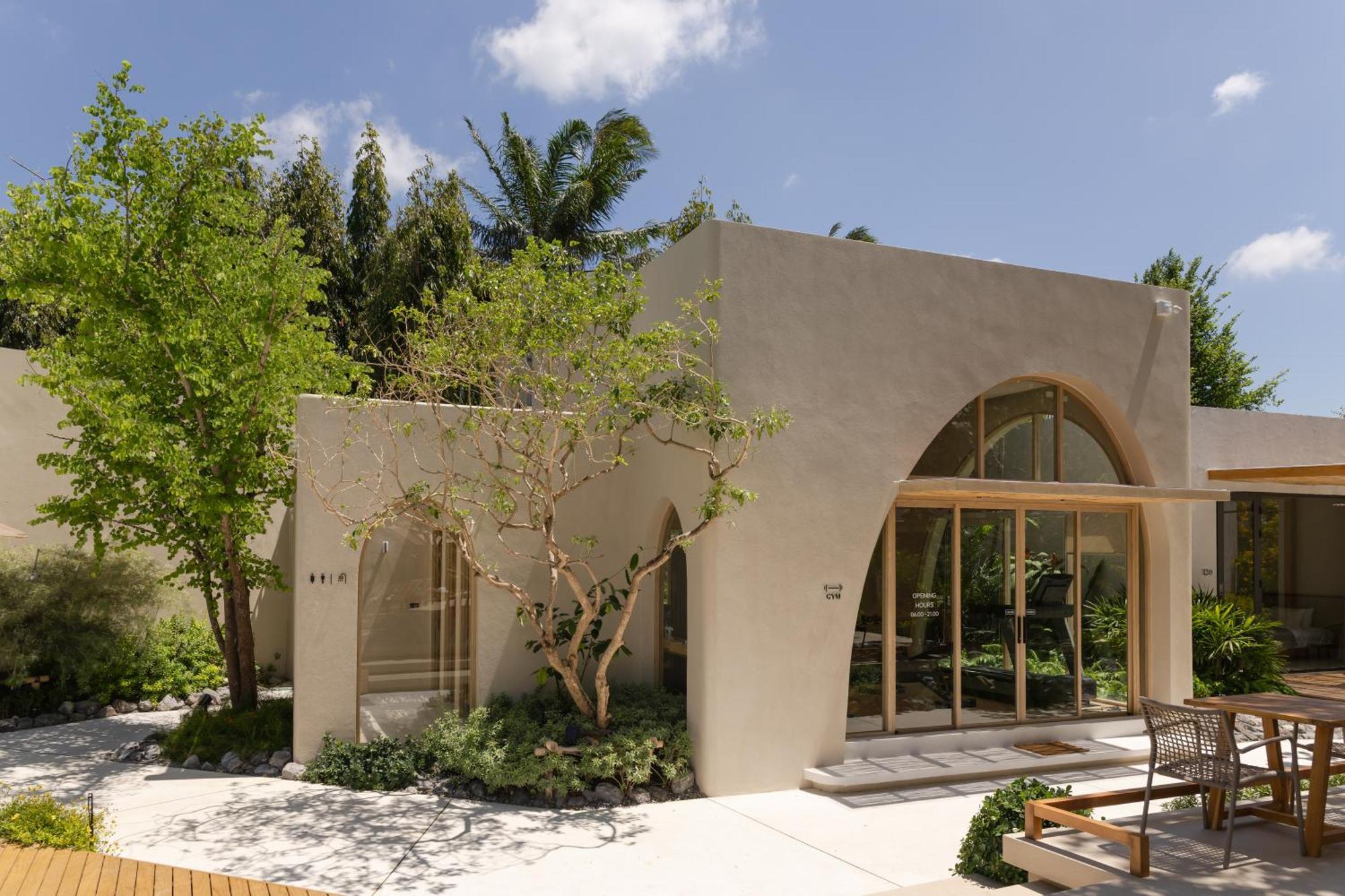 Eden Resort & Villas Phuket Patong Exterior foto