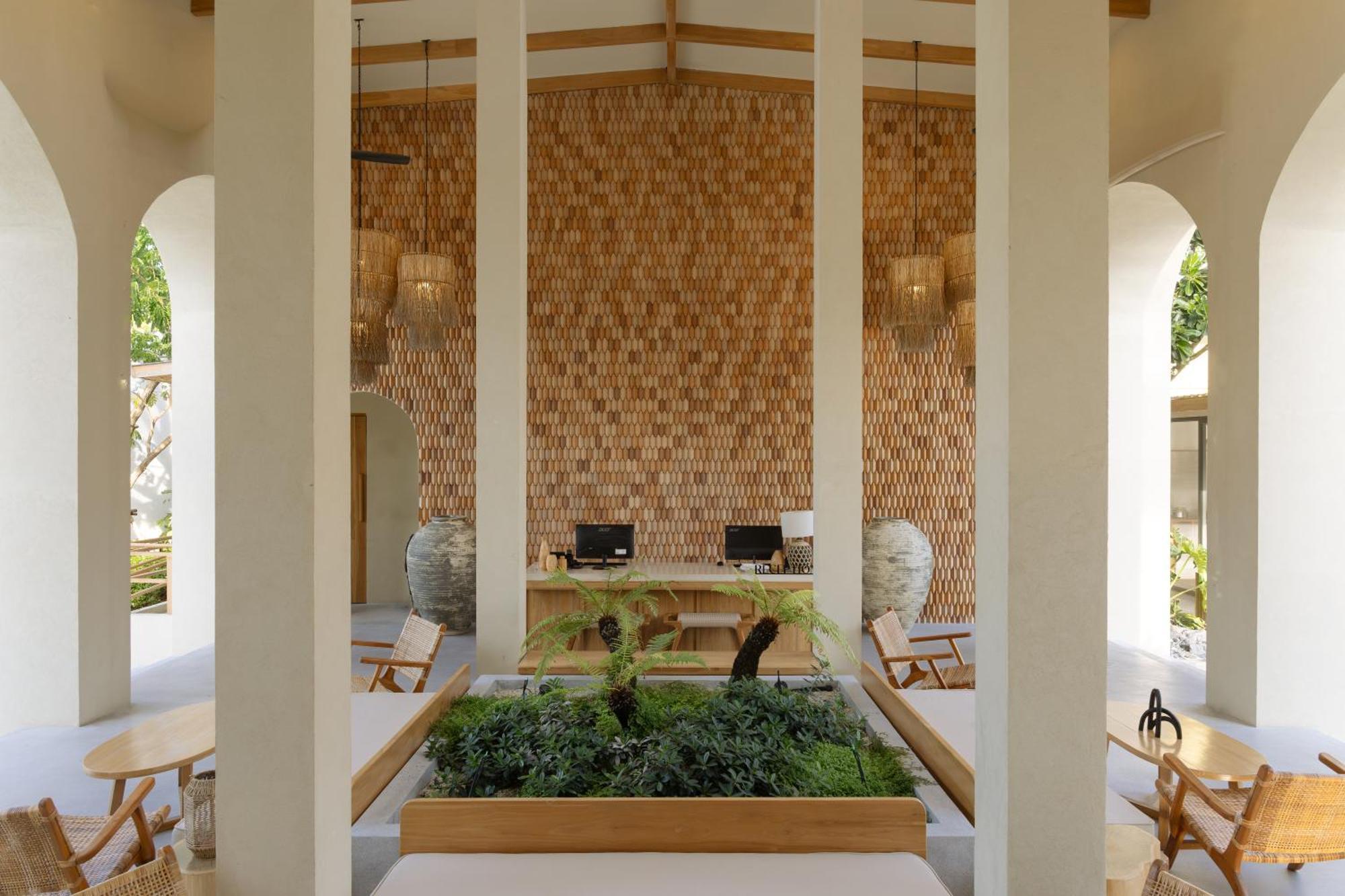 Eden Resort & Villas Phuket Patong Exterior foto